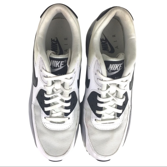 Nike Air Max 90 Essential Running Sneakers - Picture 4 of 11